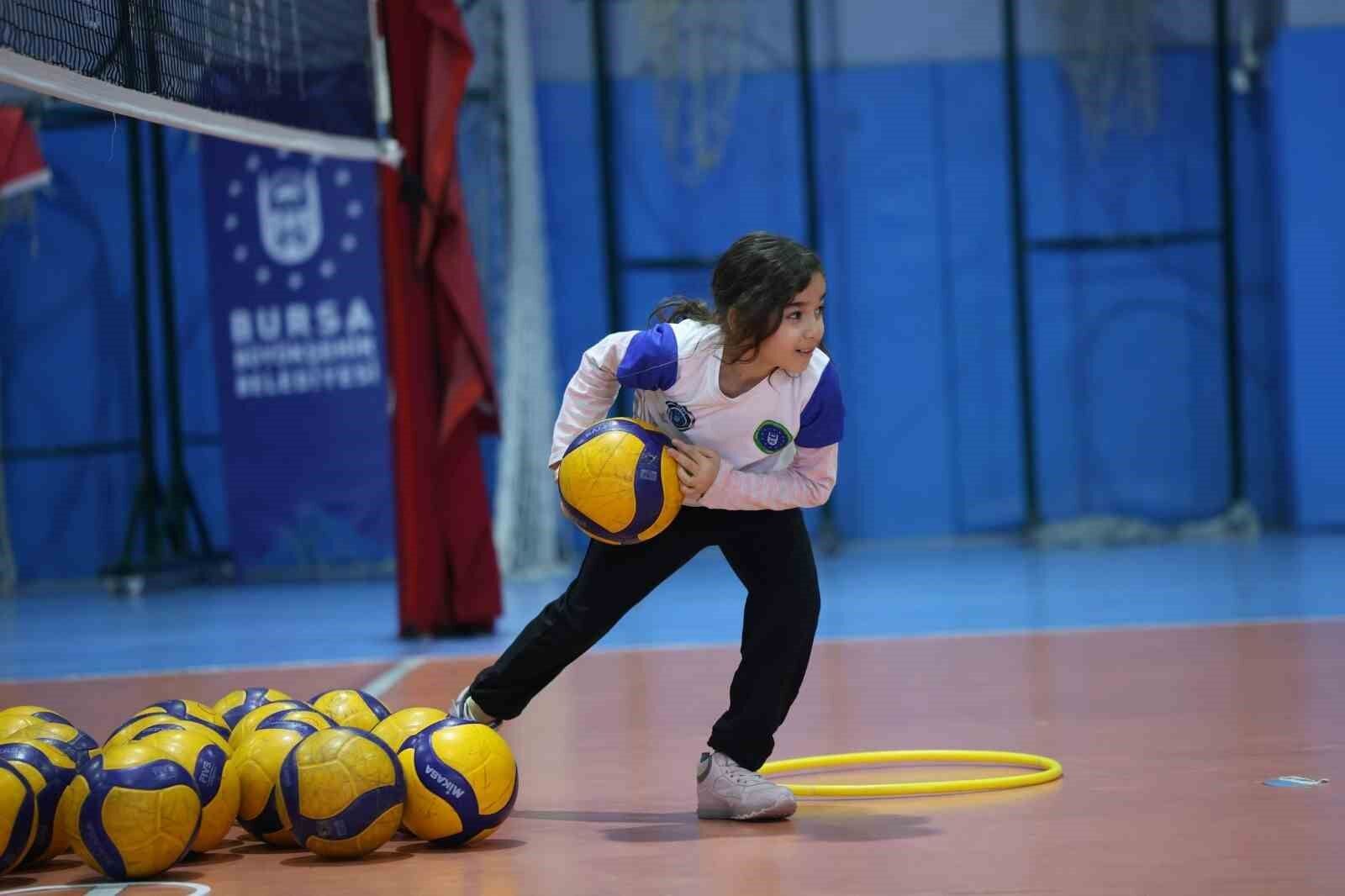 Kış spor okulları 3 Ekim'de başlıyor