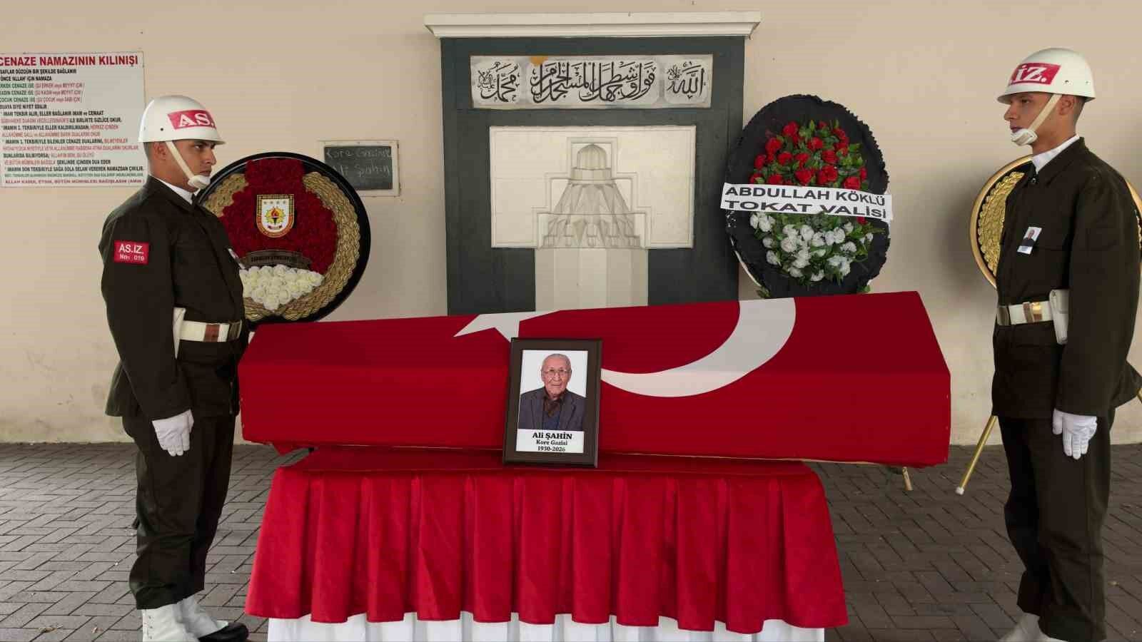 Kore Gazisi son yolculuğuna uğurlandı