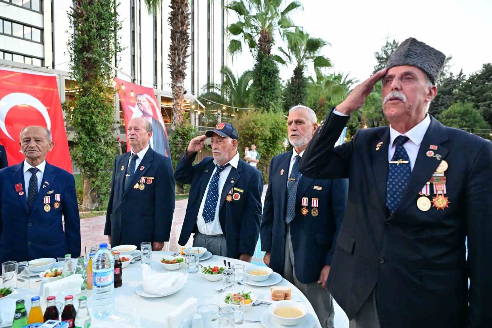 Manisa Büyükşehir Belediyesi'nden Gaziler Günü'ne özel buluşma