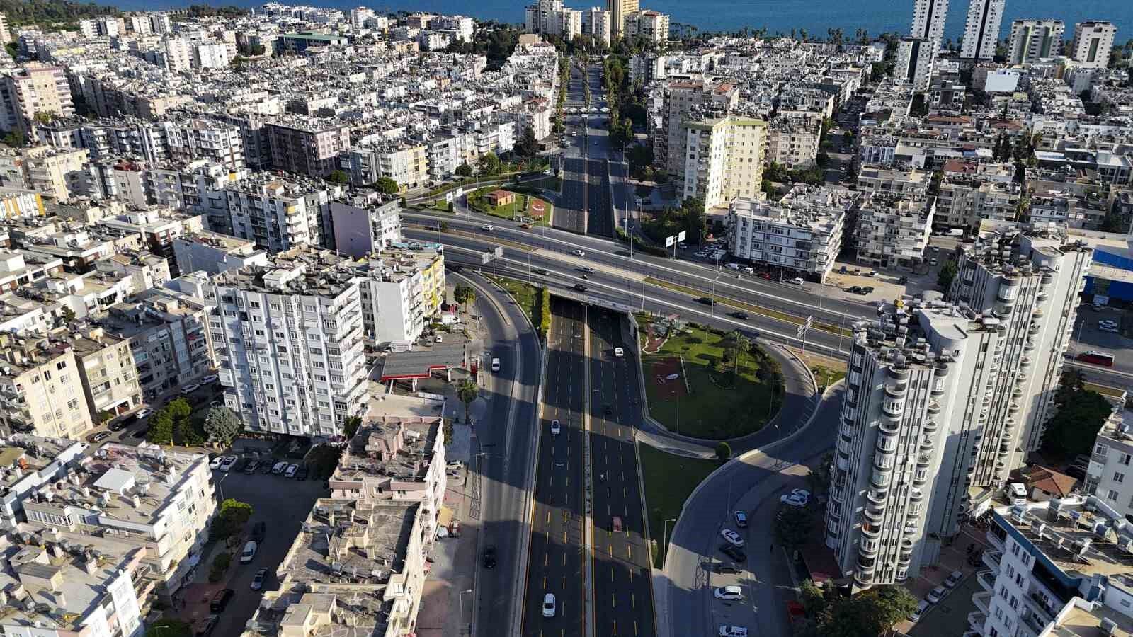 Mersin'de kavşak trafiğine yapay zeka desteği