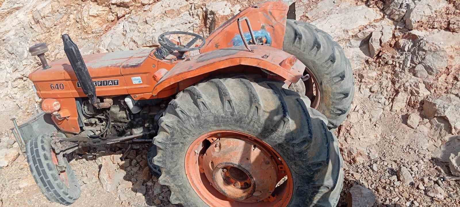 Mersin'de traktörler çarpıştı: 1 ölü, 2 yaralı