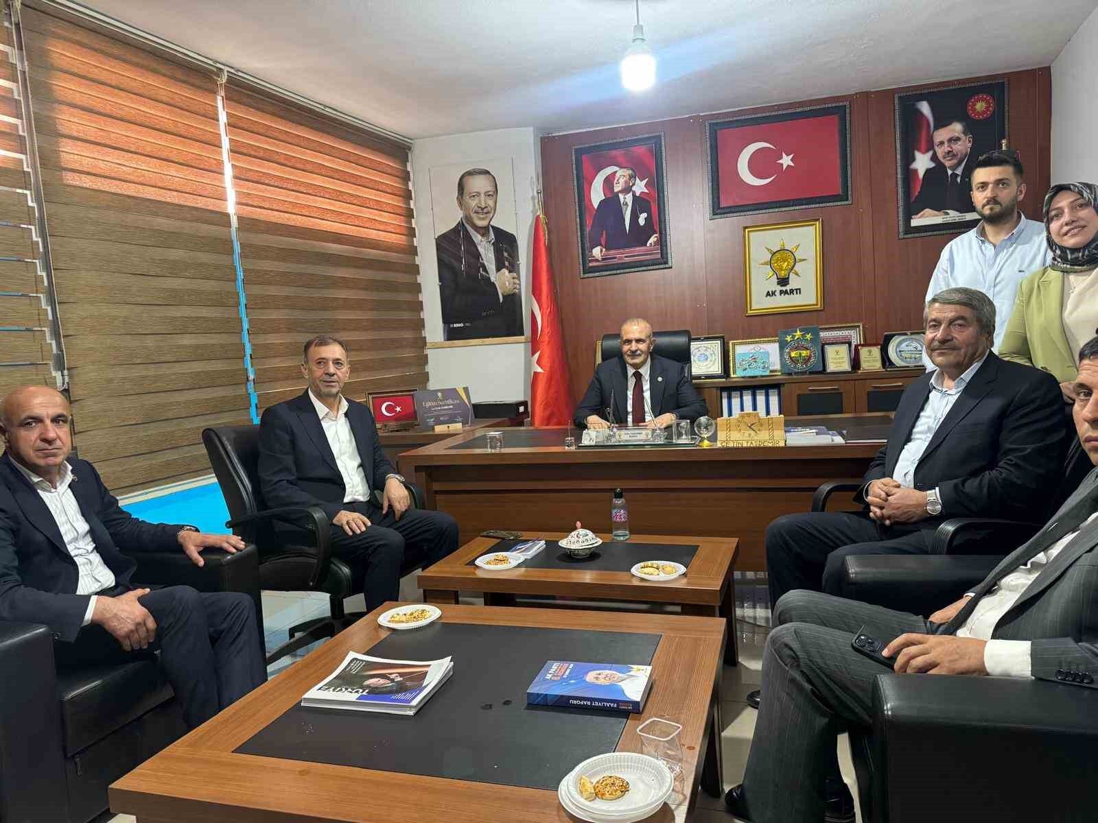 Milletvekili Kayatürk Patnos'ta esnaf ve vatandaşlarla bir araya geldi