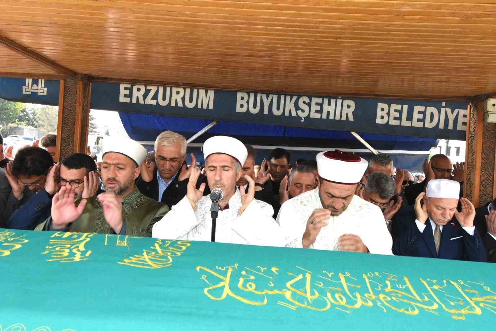 Milletvekili Mehmet Emin Öz'ün acı günü, Ahmet Turan Öz son yolculuğuna uğurlandı