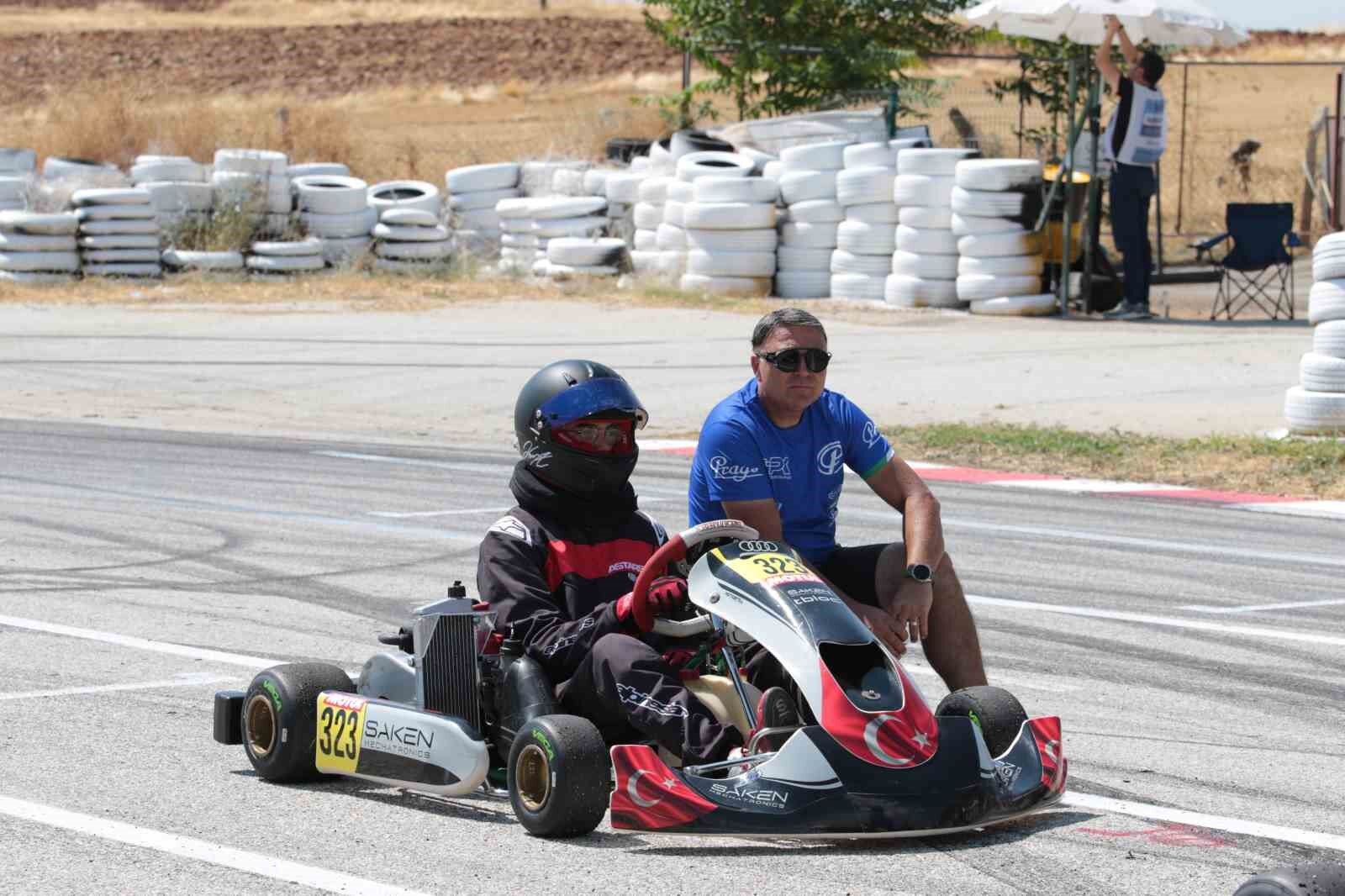 Motul Türkiye Karting Şampiyonası'nın 5. ayak yarışları Uşak'ta başladı