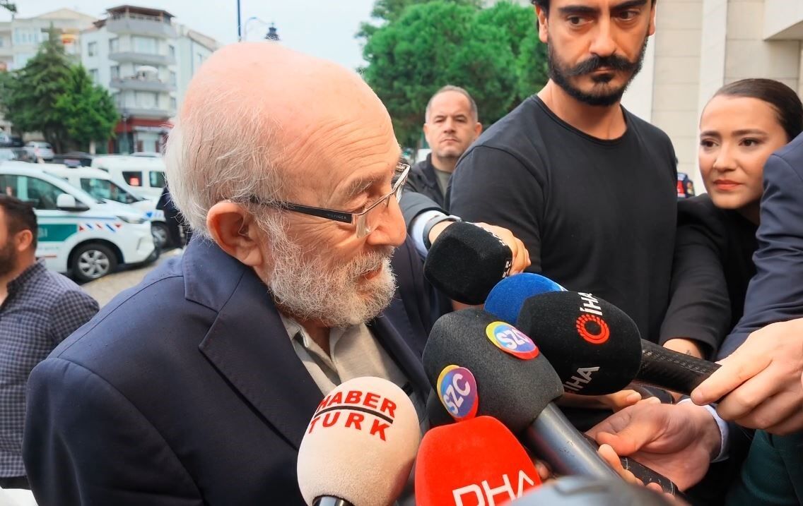 Sinema ve tiyatro oyuncusu Emin Olcay: 'İnşallah bu işlerin sonucu ortaya çıkar. Yiğitlerimizin kanları yerde kalmaz'