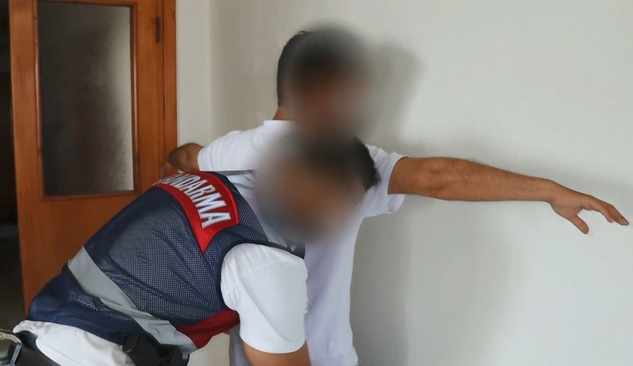 Sosyal medyacı şantaj şebekesine operasyon: 4 tutuklama