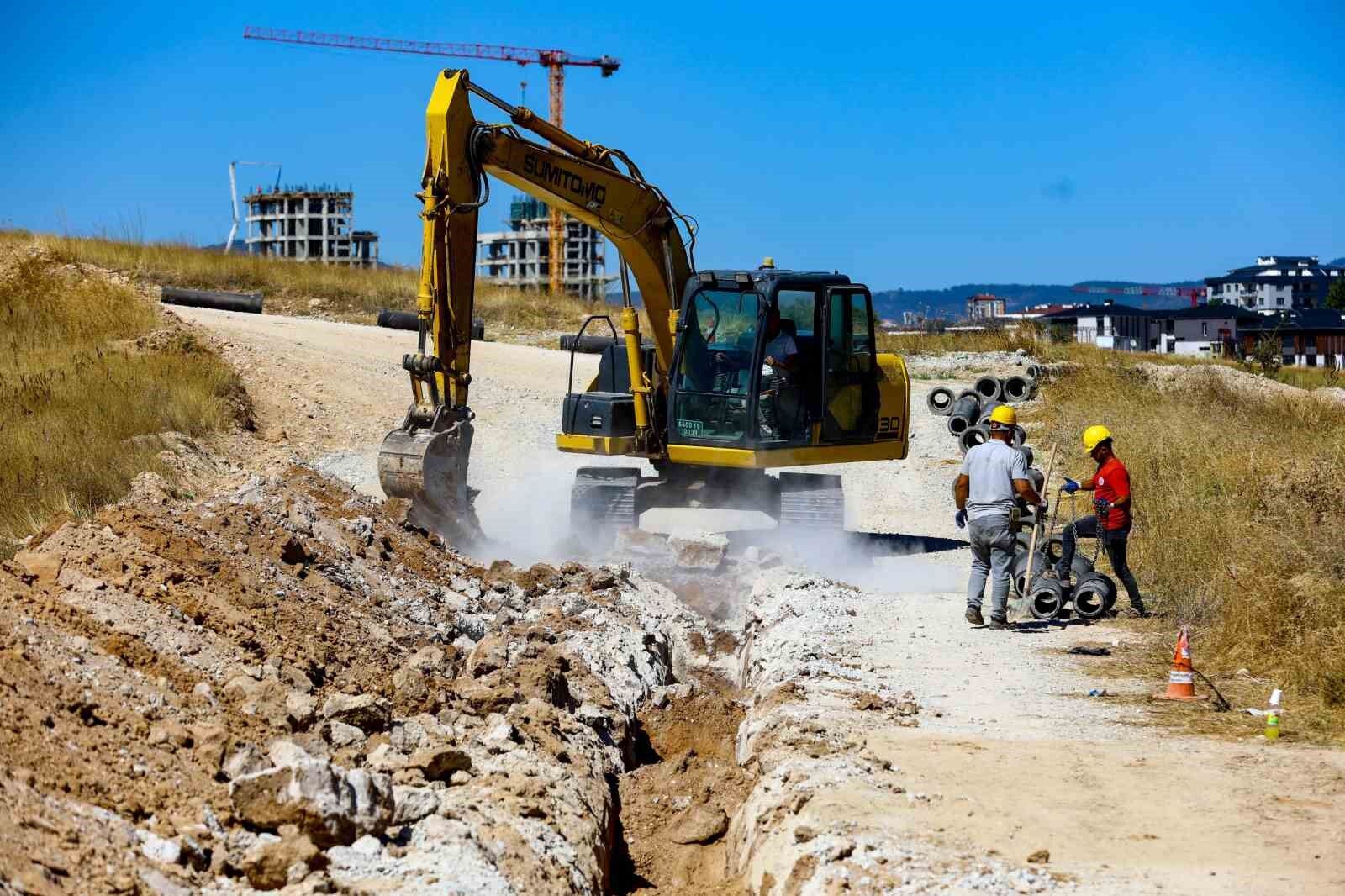 Uşak'ta altyapı çalışmaları sürüyor