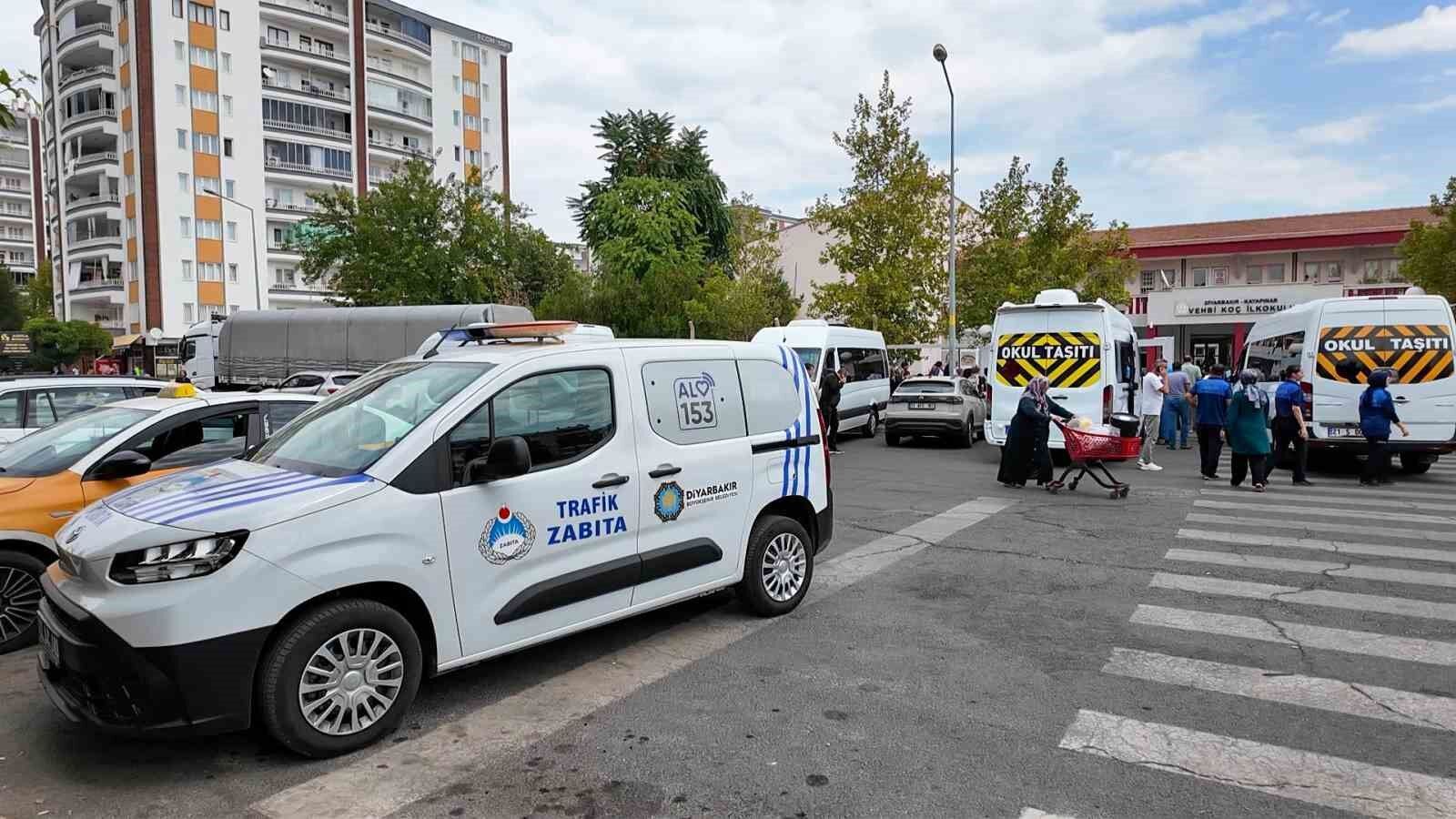 Zabıta ekiplerinden okul servislerine kapsamlı denetim
