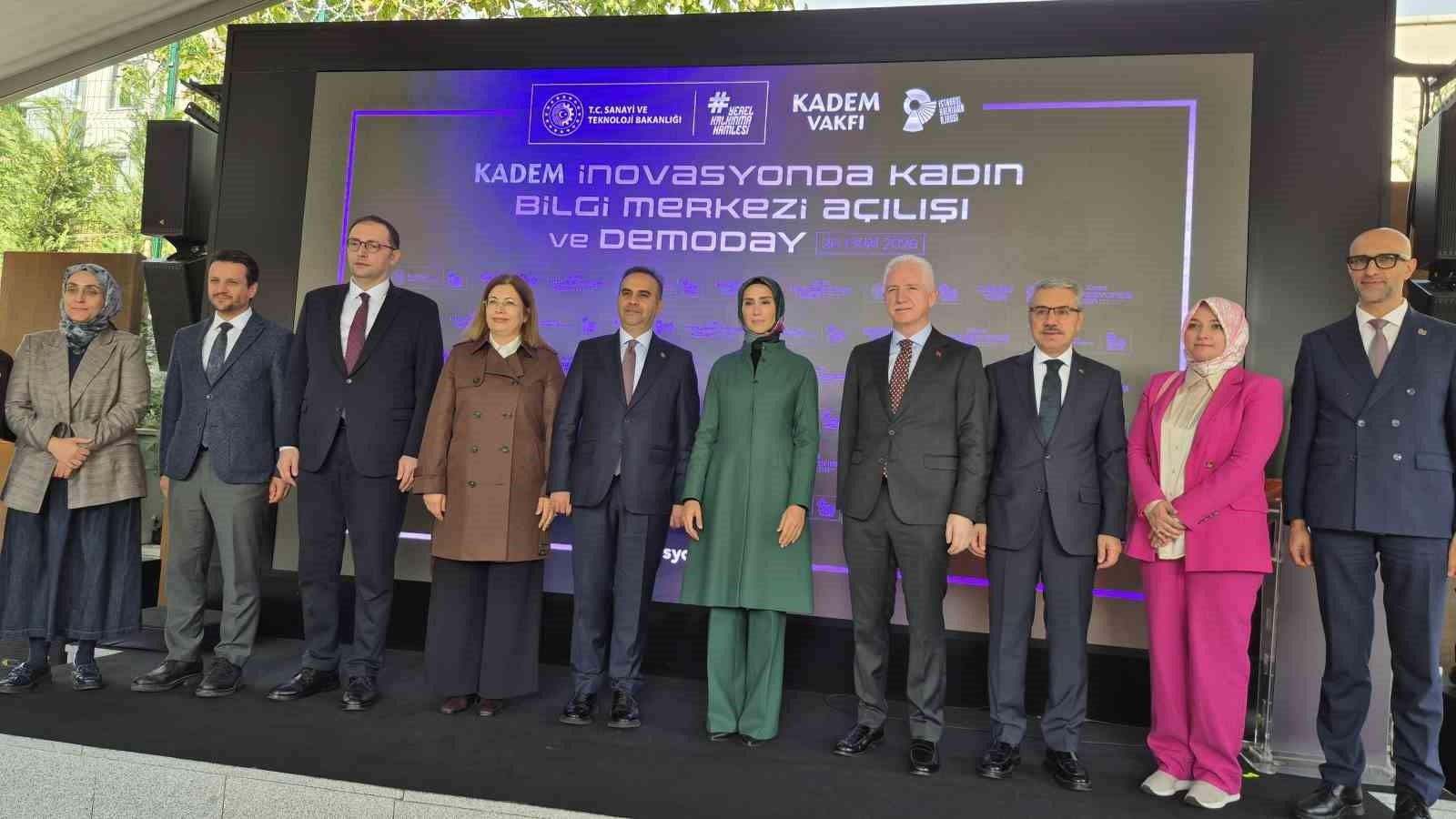 Bakan Kacır: 'Kadınların bilimde ve üretimde güçlü bir şekilde yer alması, ülkemizin kalkınmasının temel anahtarıdır'