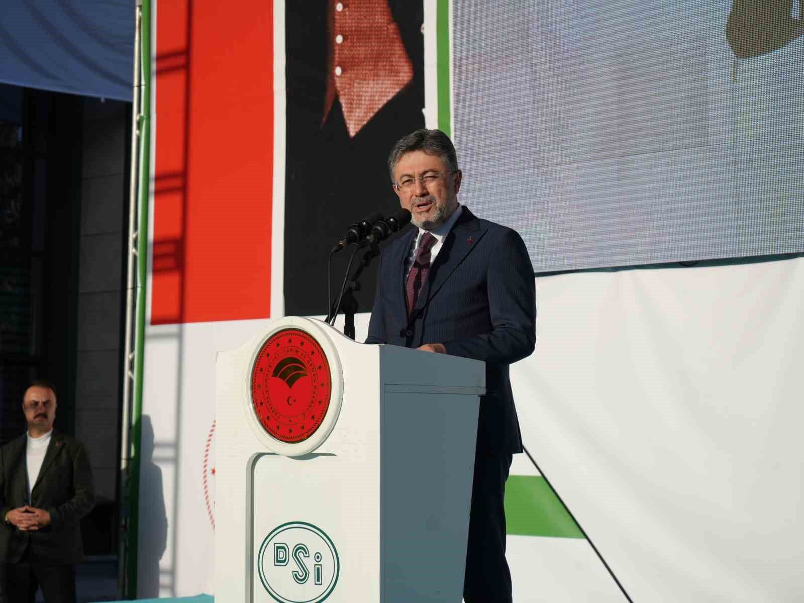 Bakan Yumaklı: 'Hem enerji üretimi sağlayacak hem taşkın riskini azaltacak Andıraz Barajı için yıl sonunda ihaleye çıkacağız'