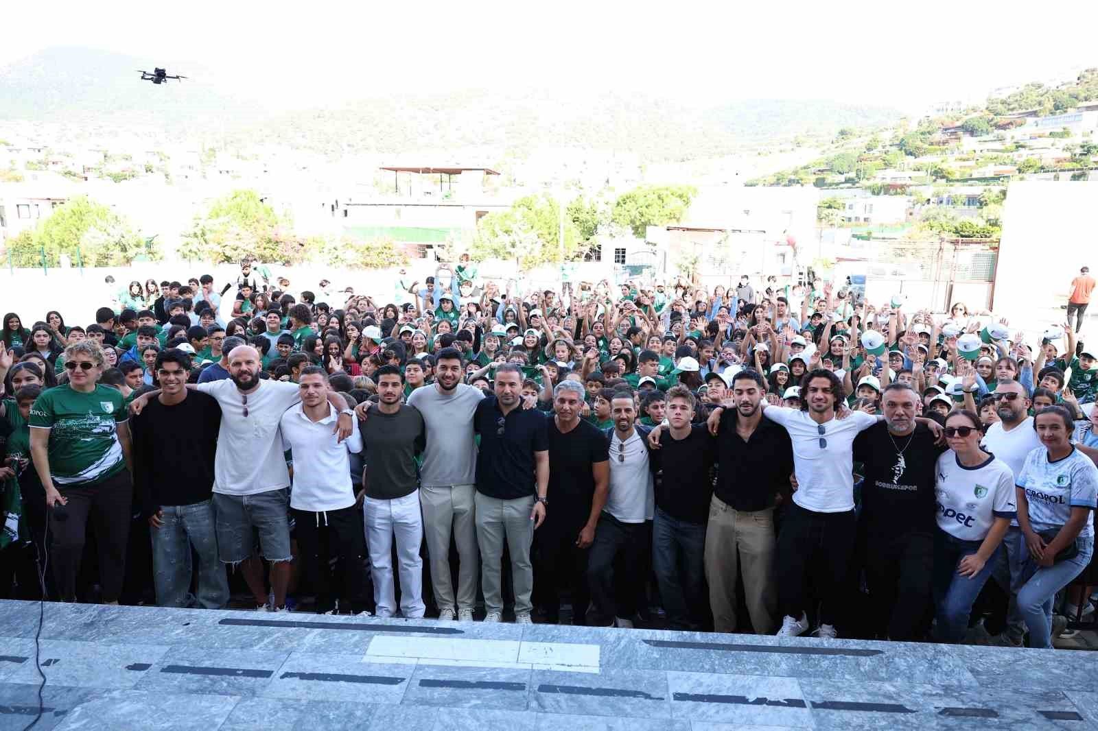 Bodrum FK'dan öğrencilere yeşil beyaz sürpriz