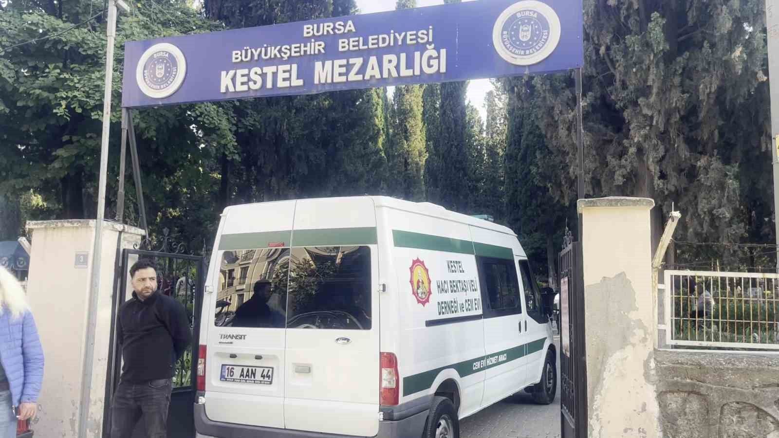 Bursa'da arkadaşını silahla vurarak öldüren şüpheli yakalandı
