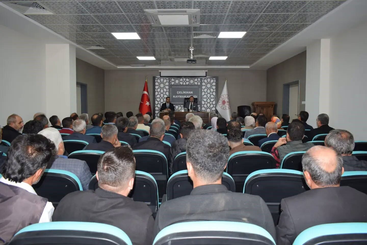 Çelikhan'da okul güvenliği toplantısı gerçekleştirildi