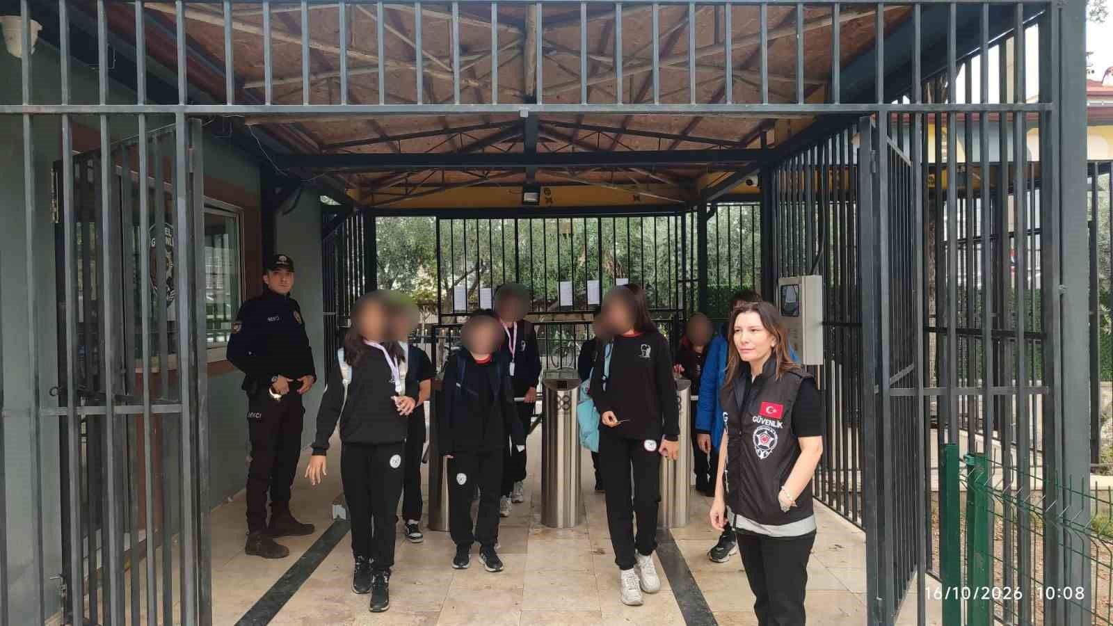 Denizli'de okullarda dedektörlü güvenlik seferberliği