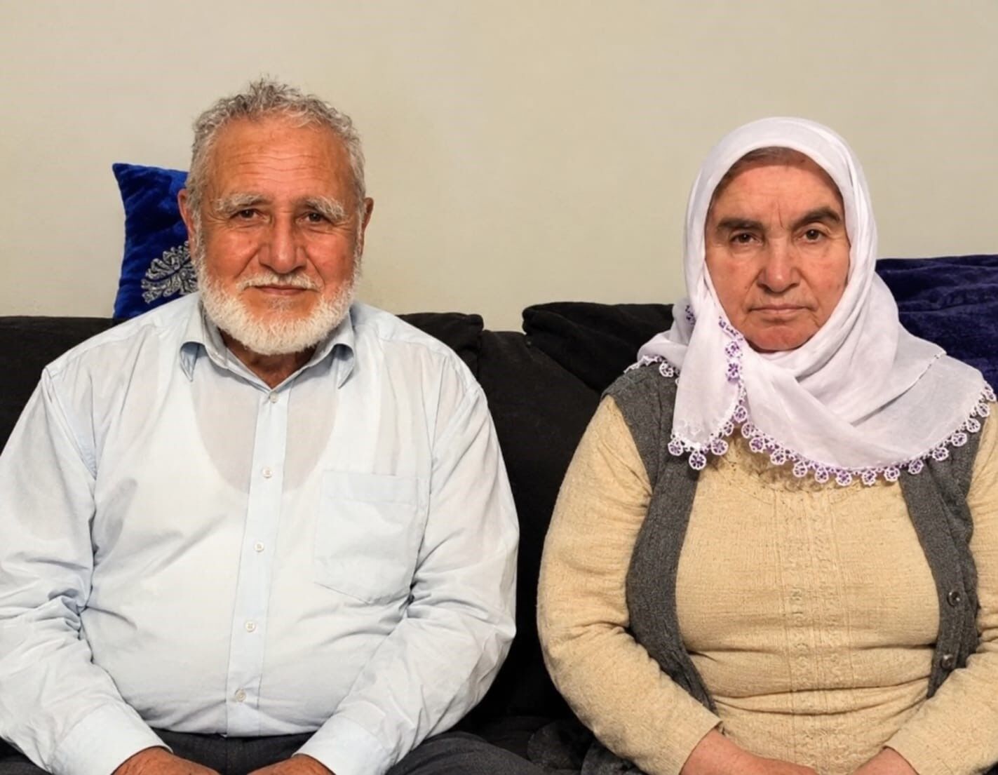 Denizli'de ölen yaşlı çift Uşak'ta toprağa verildi