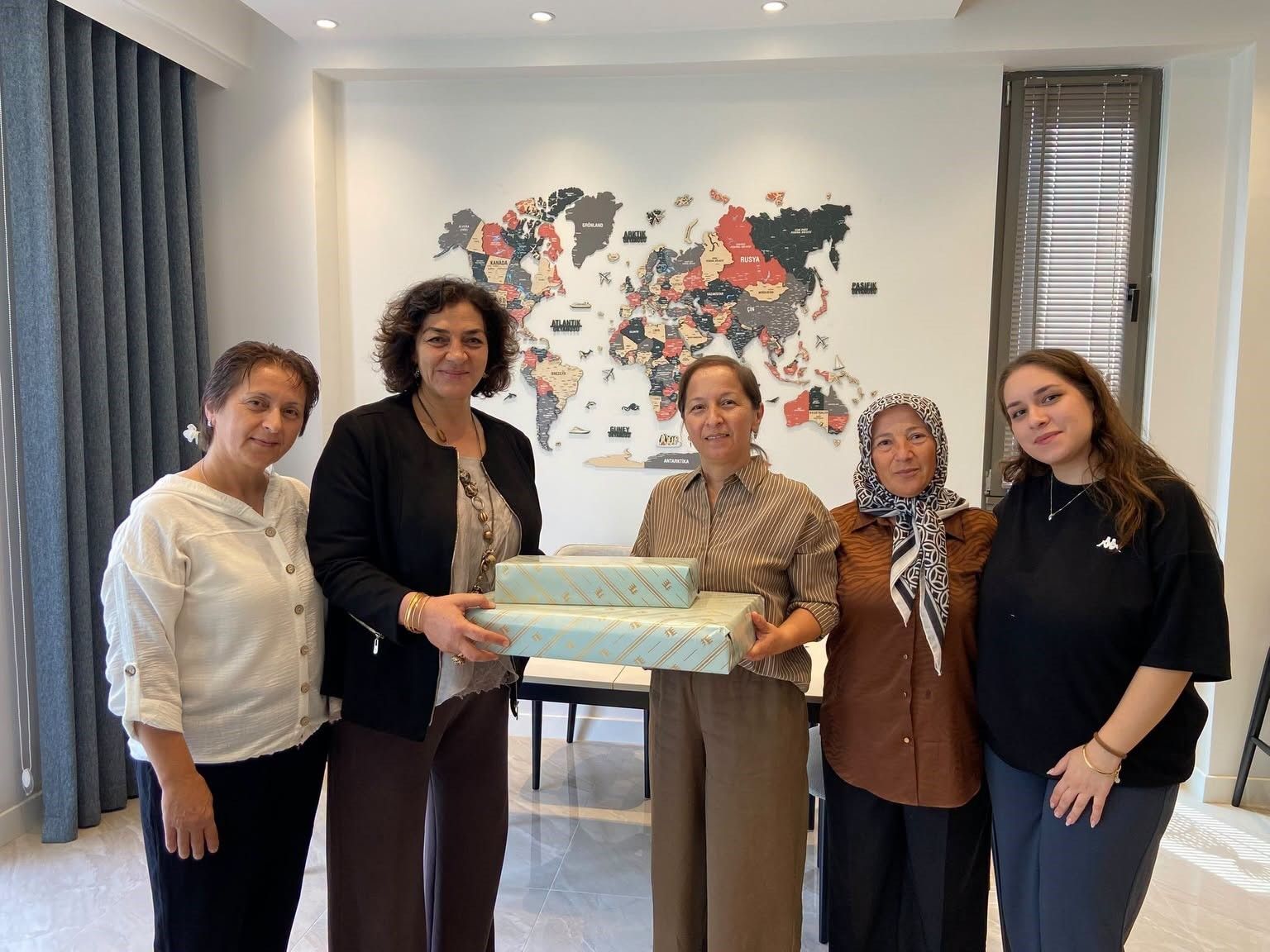 Emine Can Tefek'e anlamlı jest