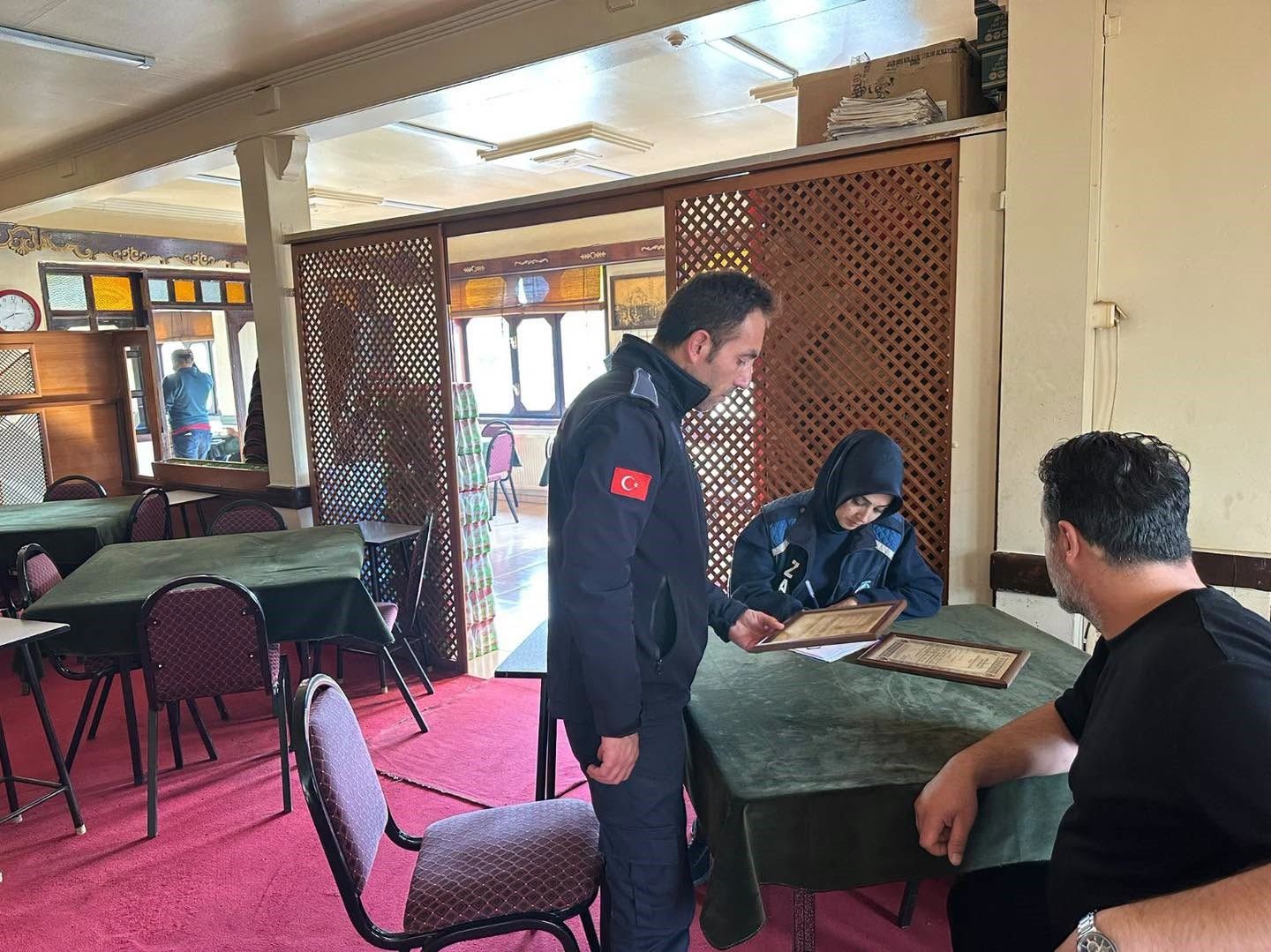 Erzincan'da 363 kahvehane ve çay ocağı denetlendi