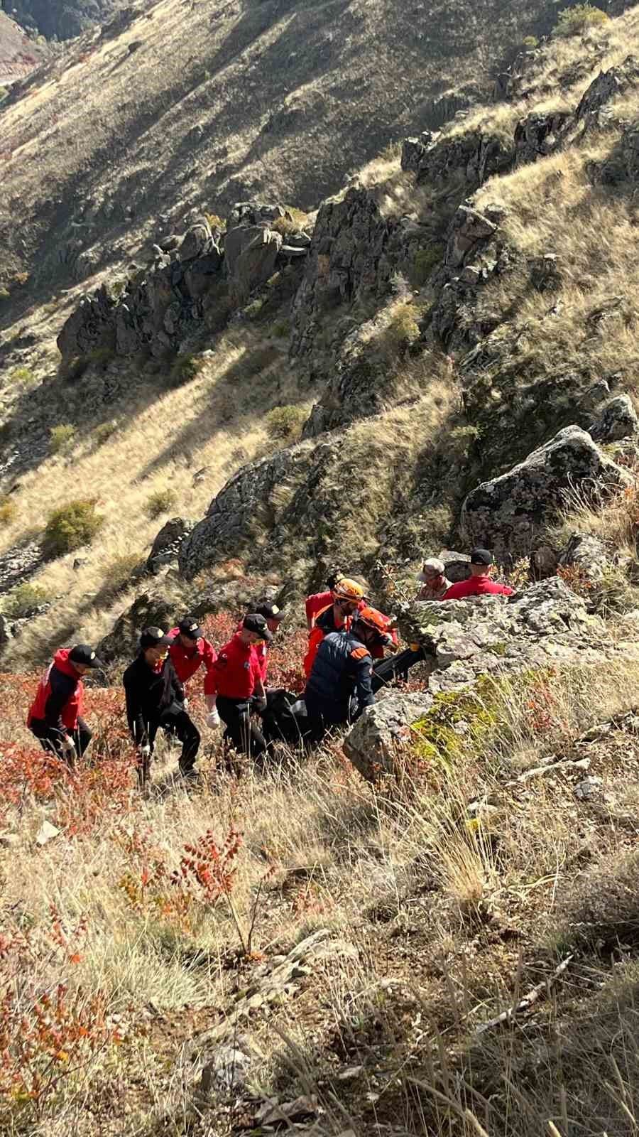 Erzurum'da kayıp alzheimer hastası yaşlı kadın uçurumda ölü bulundu