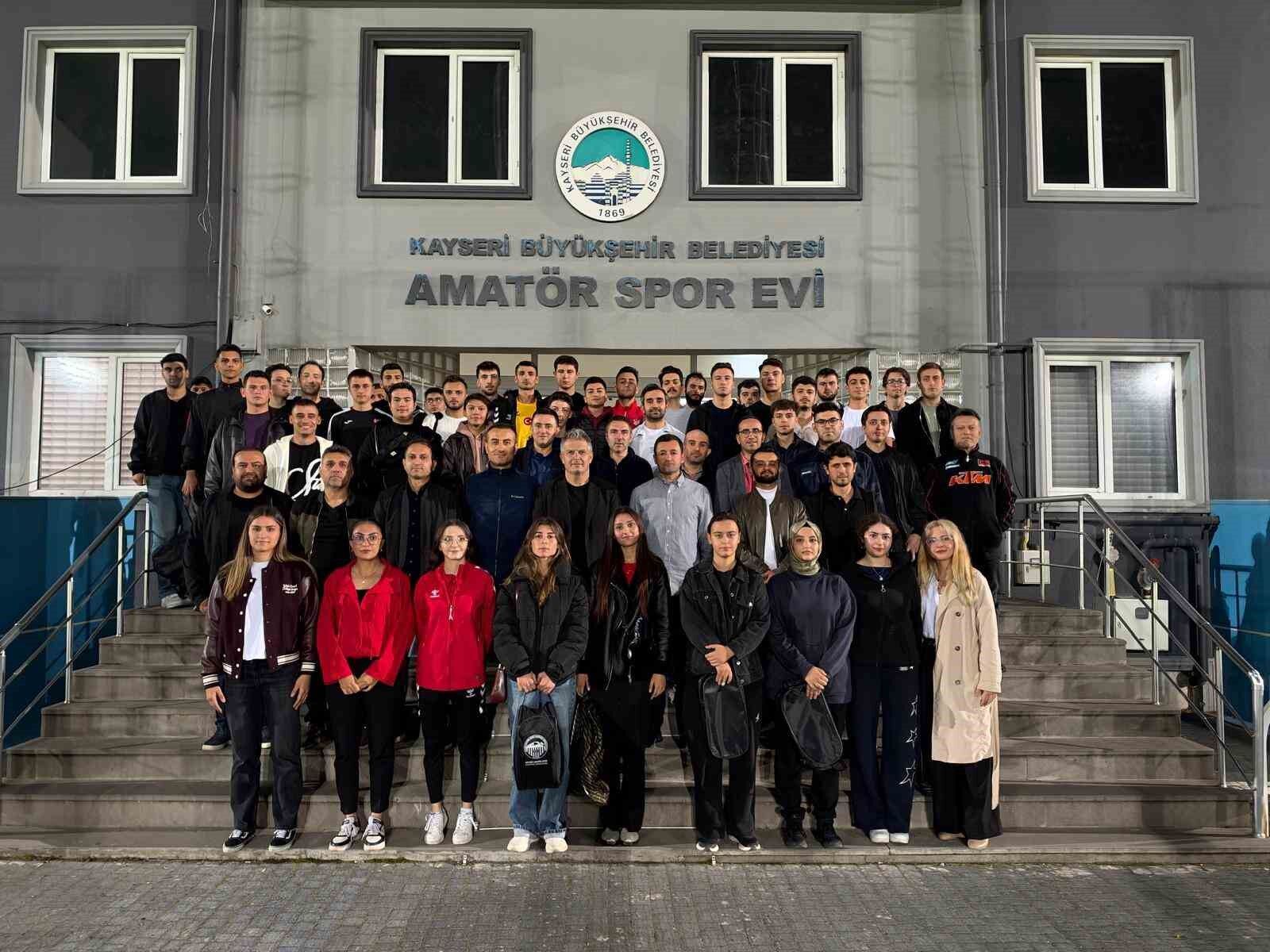 Kayseri Bölgesi hakemlerine moral