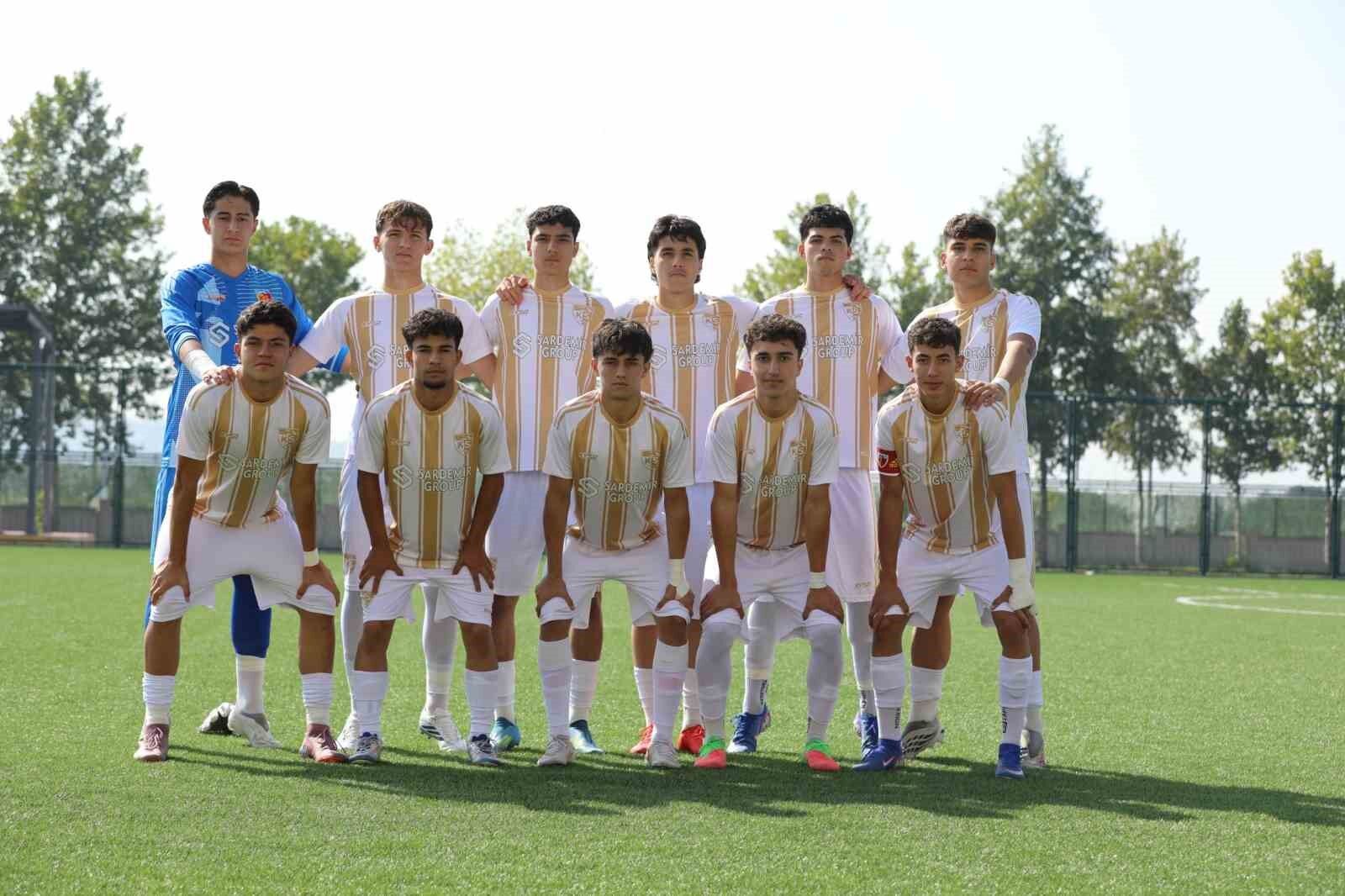 Kayserispor U19 kayıpsız ilerliyor