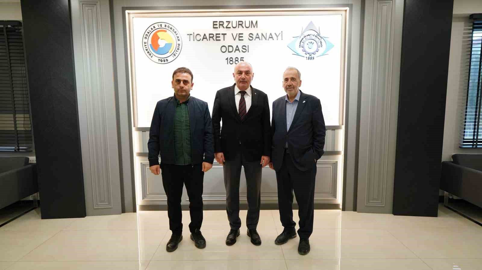 Lila kağıt yönetim kurulu başkanı Öğücü'den Başkan Özakalın'a teşekkür ziyareti
