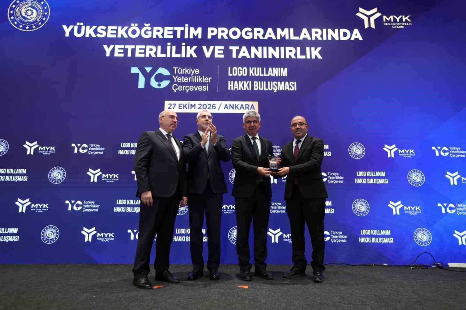 MSKÜ'nün TYÇ başarısı ödülle taçlandı