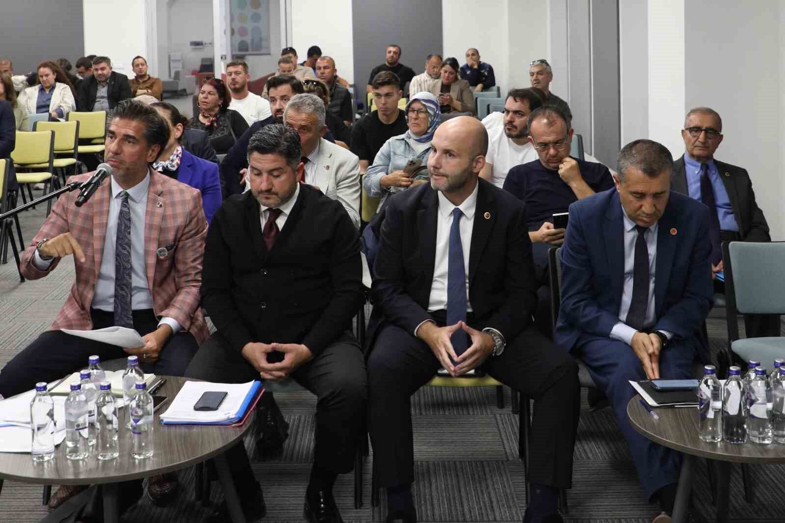 Mudanya'da bütçe krizi, evrak tepkisi meclise damga vurdu