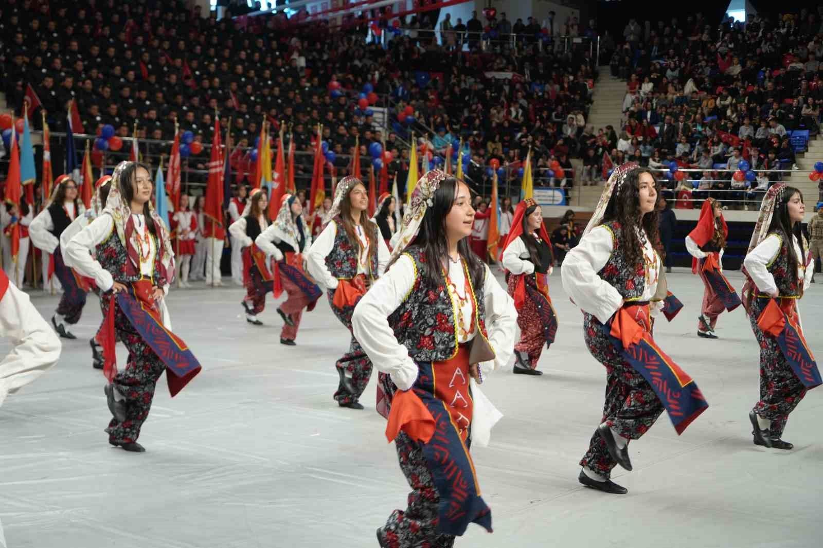 Niğde'de cumhuriyetin 103. yılı coşkuyla kutlandı