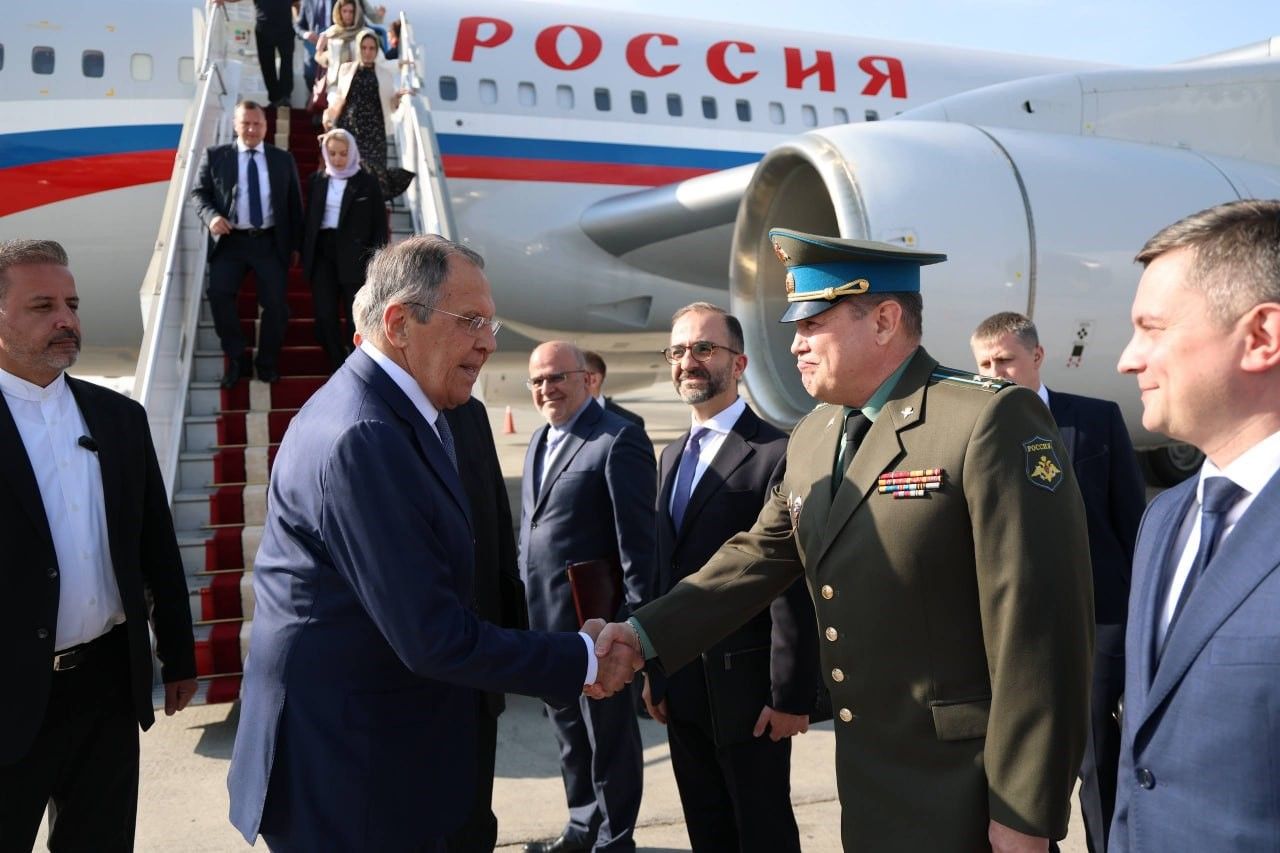 Rusya Dışişleri Bakanı Lavrov İran'da