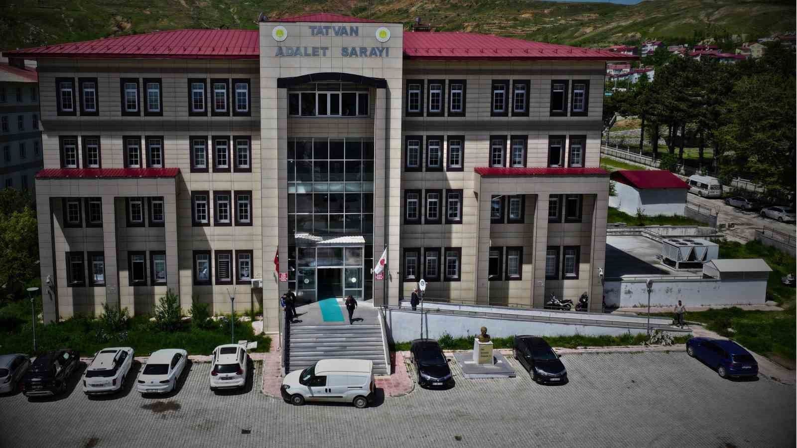 Tatvan'da asılsız sosyal medya paylaşımına gözaltı kararı