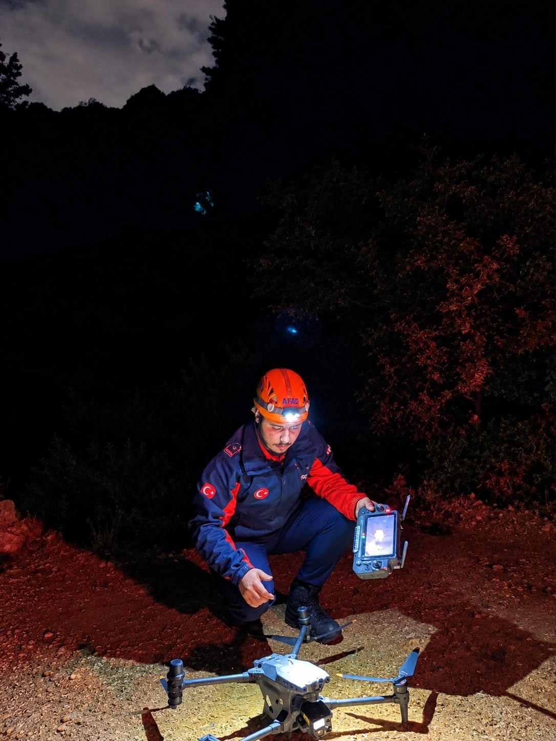 Yalova'da kestane toplarken kaybolan vatandaş dronla bulundu
