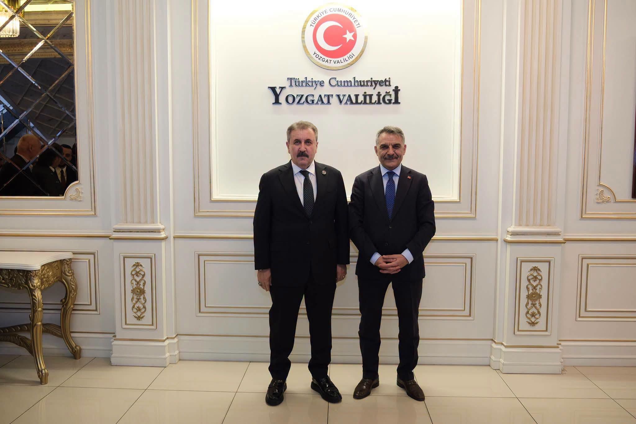 BBP Lideri Destici'den Valilik Ziyareti