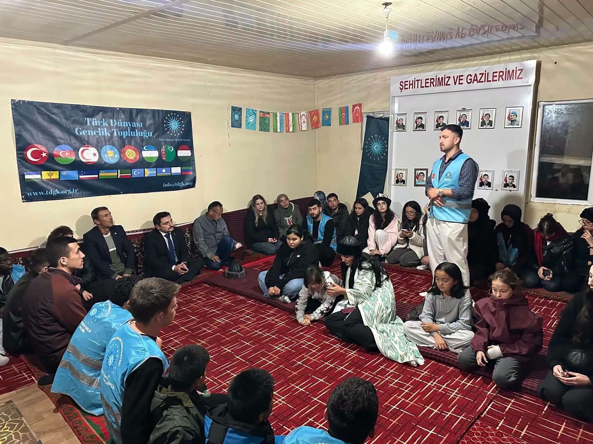 Yozgat'ta Öğrenciler Kırgız Türkleriyle Buluştu (3)
